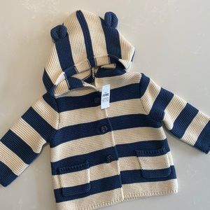 GAP 3-6m blue & white striped sweater